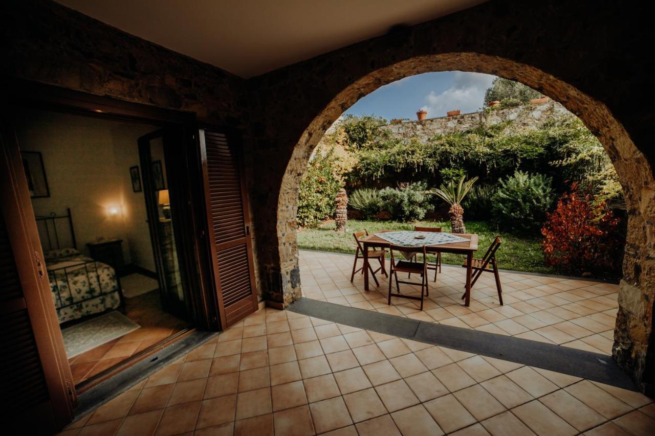 卡普里奥里Residenza Golfo Degli Ulivi公寓式酒店 外观 照片